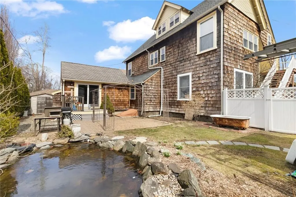 55 Hunter Avenue Newport RI 02840