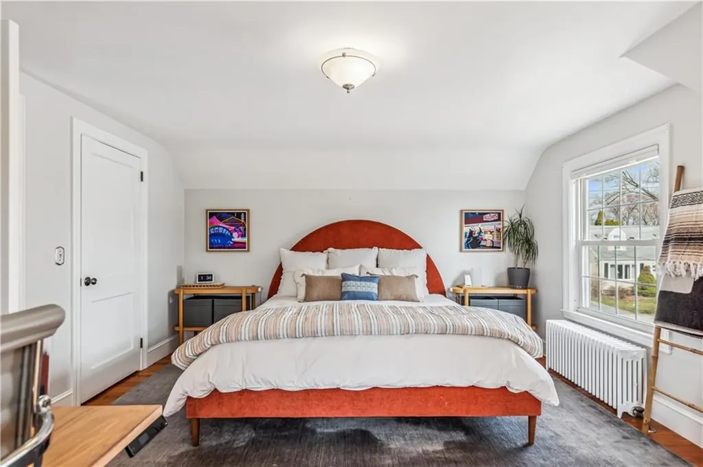 64 Lindy Avenue East Providence RI 02915