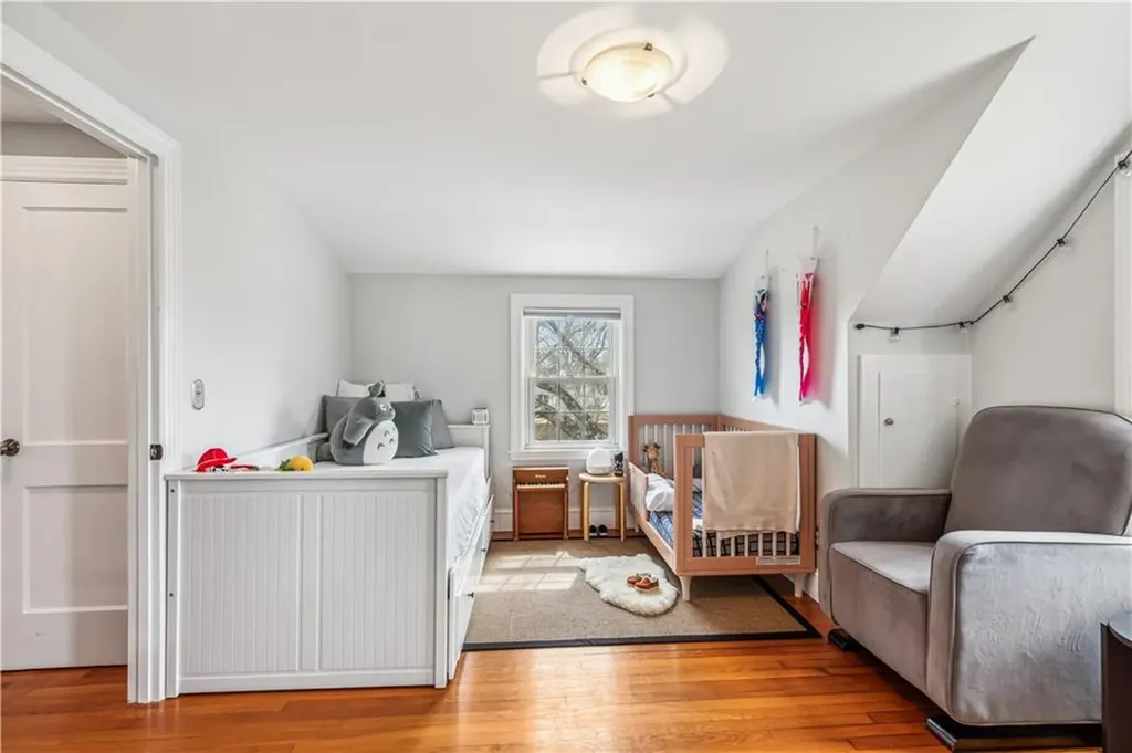 64 Lindy Avenue East Providence RI 02915