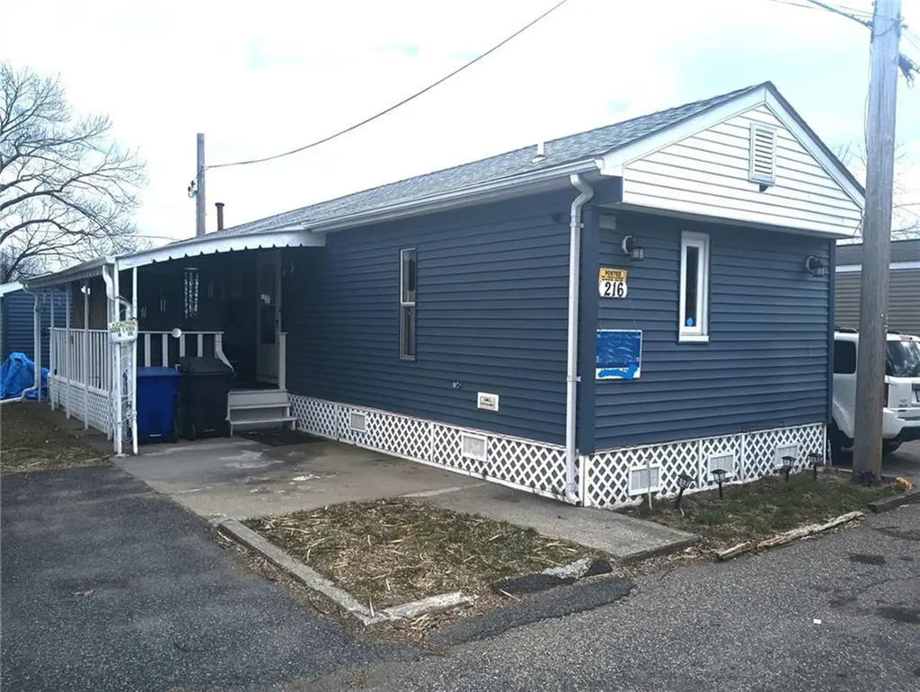 245 Manton Street Pawtucket RI 02861