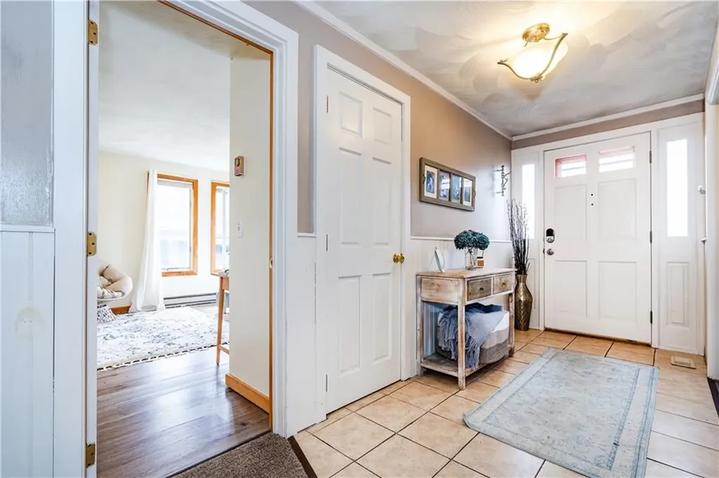 695 Maple Valley Road Coventry RI 02816