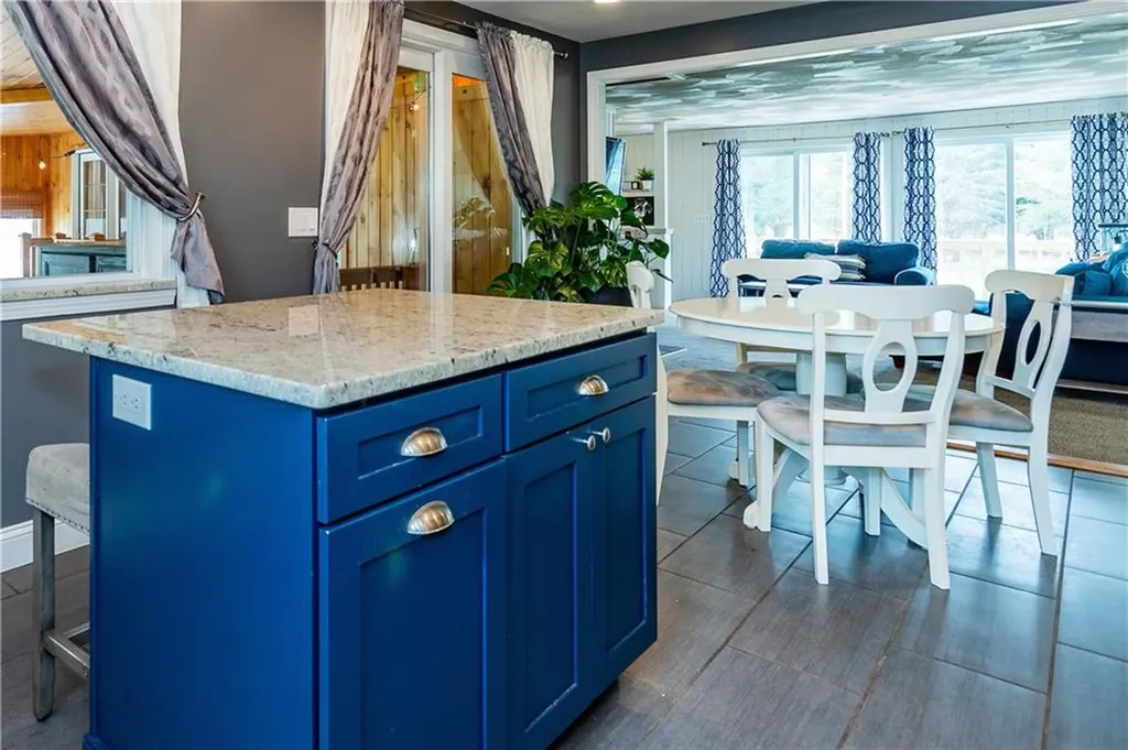 695 Maple Valley Road Coventry RI 02816