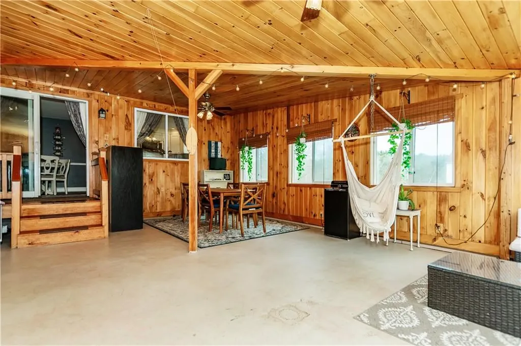 695 Maple Valley Road Coventry RI 02816