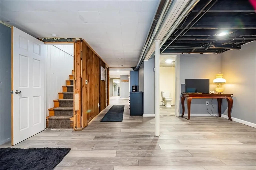 695 Maple Valley Road Coventry RI 02816
