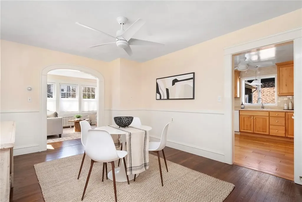 8 Druid Road Warwick RI 02888