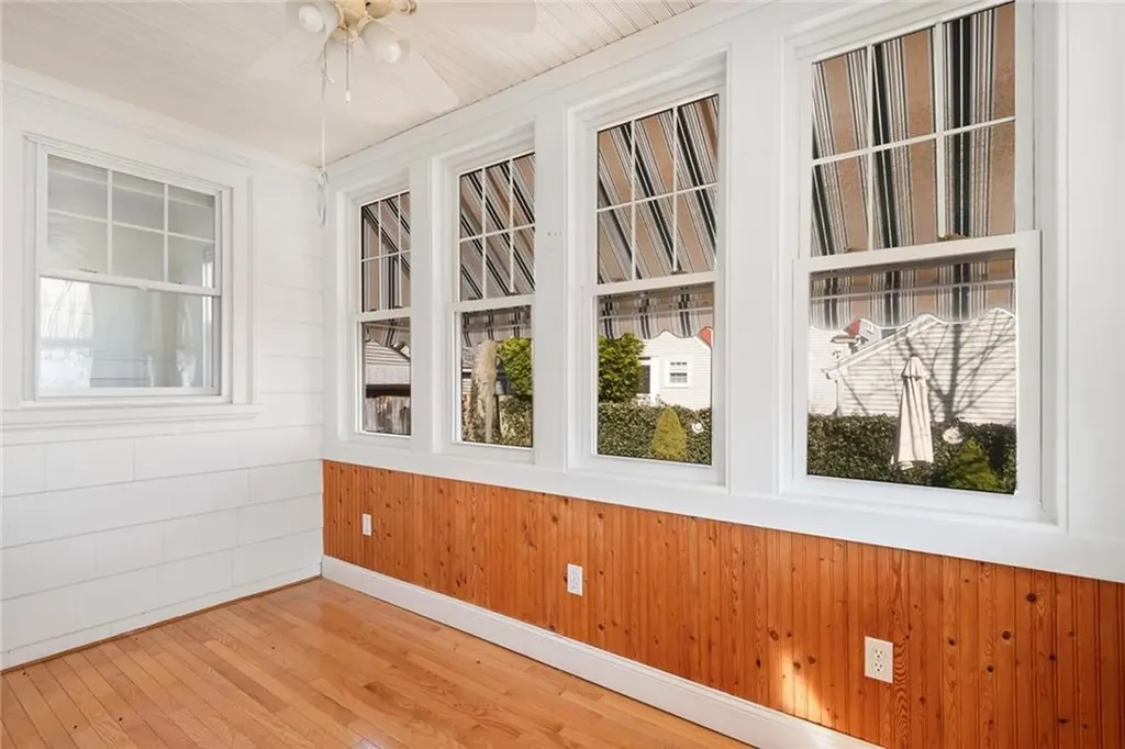 8 Druid Road Warwick RI 02888