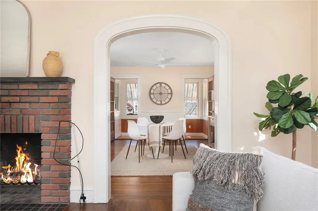 8 Druid Road Warwick RI 02888