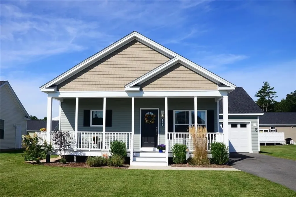 44 Driver Lane South Kingstown RI 02879