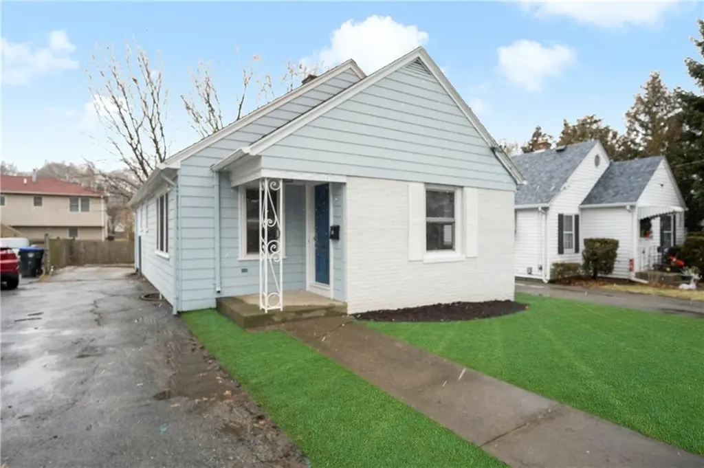 90 Gentian Avenue Providence RI 02908