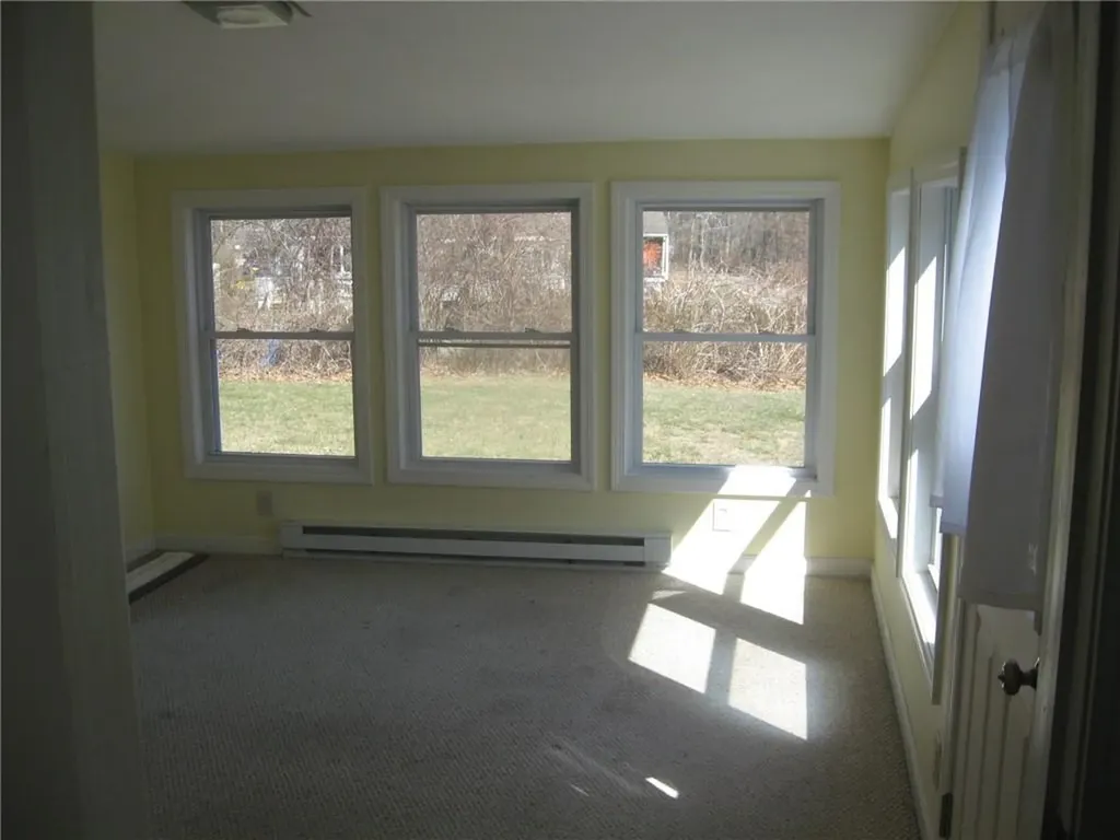 10 King Street Westerly RI 02891