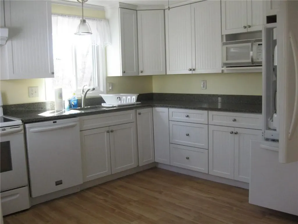 10 King Street Westerly RI 02891