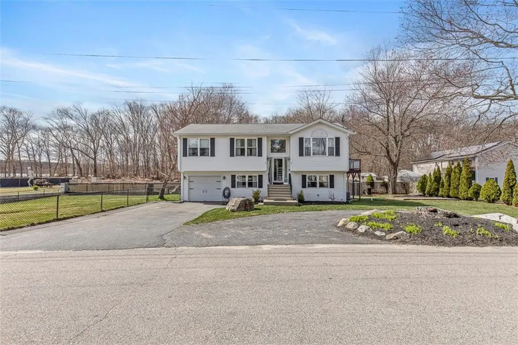 2 Naples Avenue Johnston RI 02919