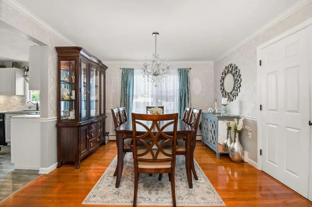 15 Country Meadow Drive Cranston RI 02921