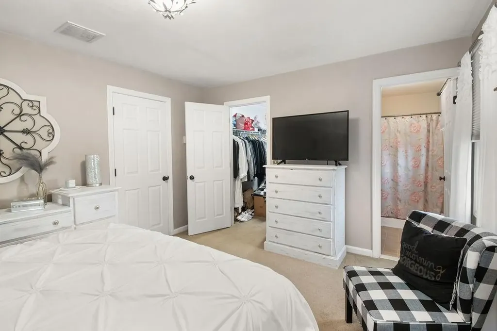 15 Country Meadow Drive Cranston RI 02921
