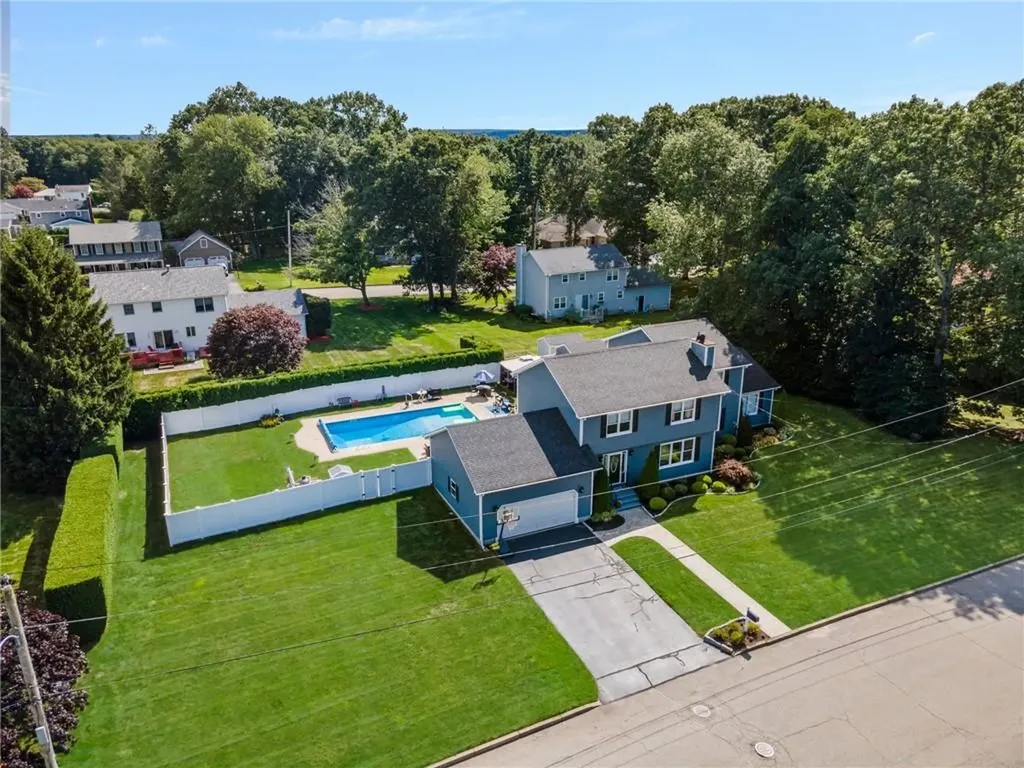 15 Country Meadow Drive Cranston RI 02921