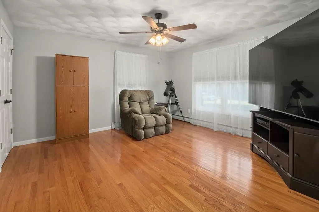 15 Country Meadow Drive Cranston RI 02921