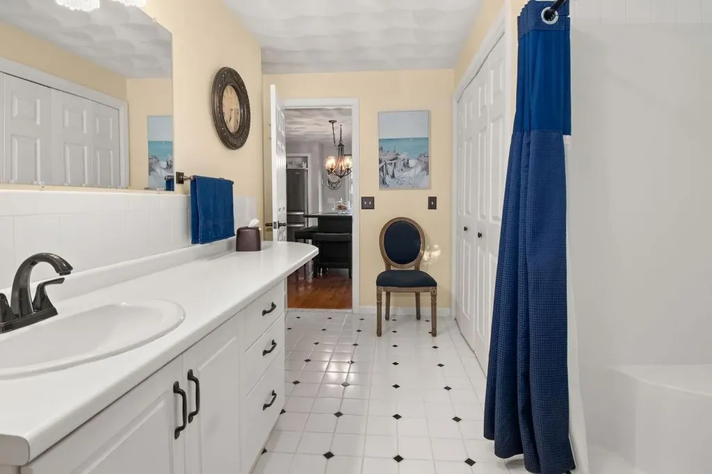15 Country Meadow Drive Cranston RI 02921