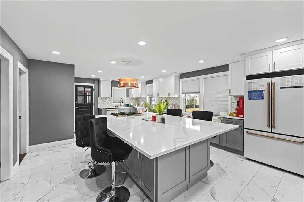 105 Windmill Street North Providence RI 02904