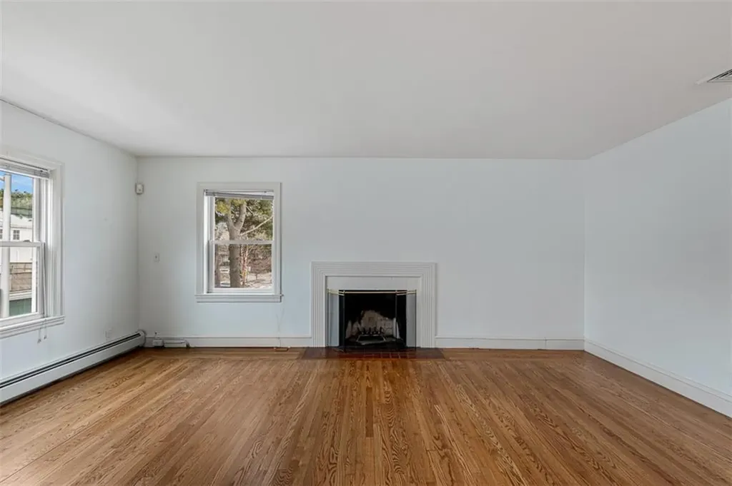 193 Medway Street Providence RI 02906