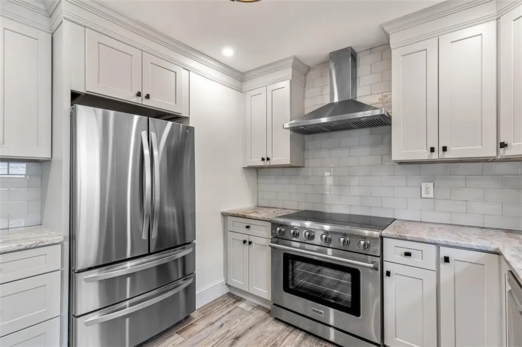 193 Medway Street Providence RI 02906