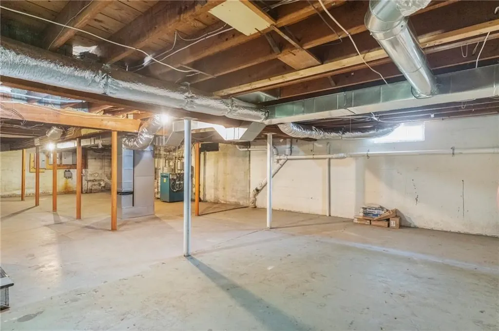 193 Medway Street Providence RI 02906