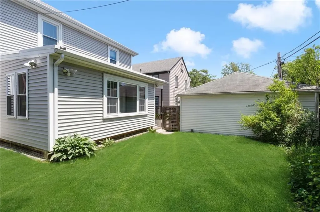 193 Medway Street Providence RI 02906