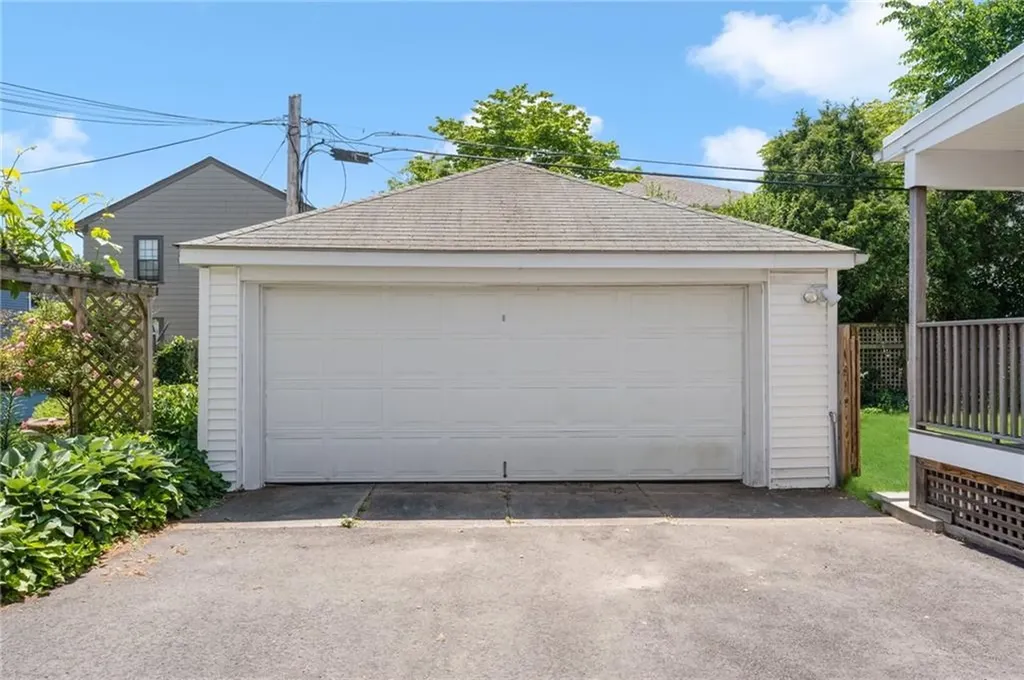 193 Medway Street Providence RI 02906