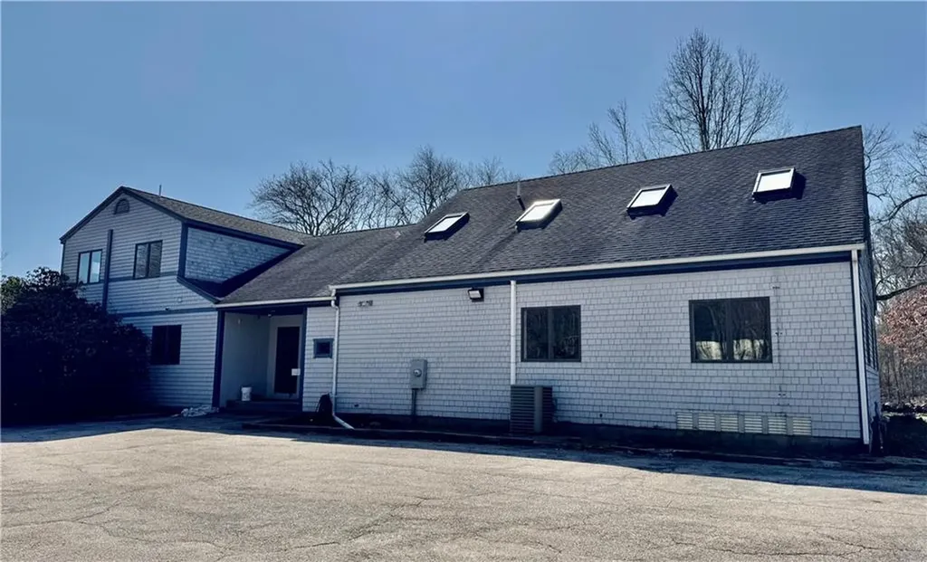 70 Dean Knauss Drive Narragansett RI 02882