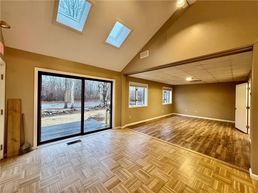 70 Dean Knauss Drive Narragansett RI 02882