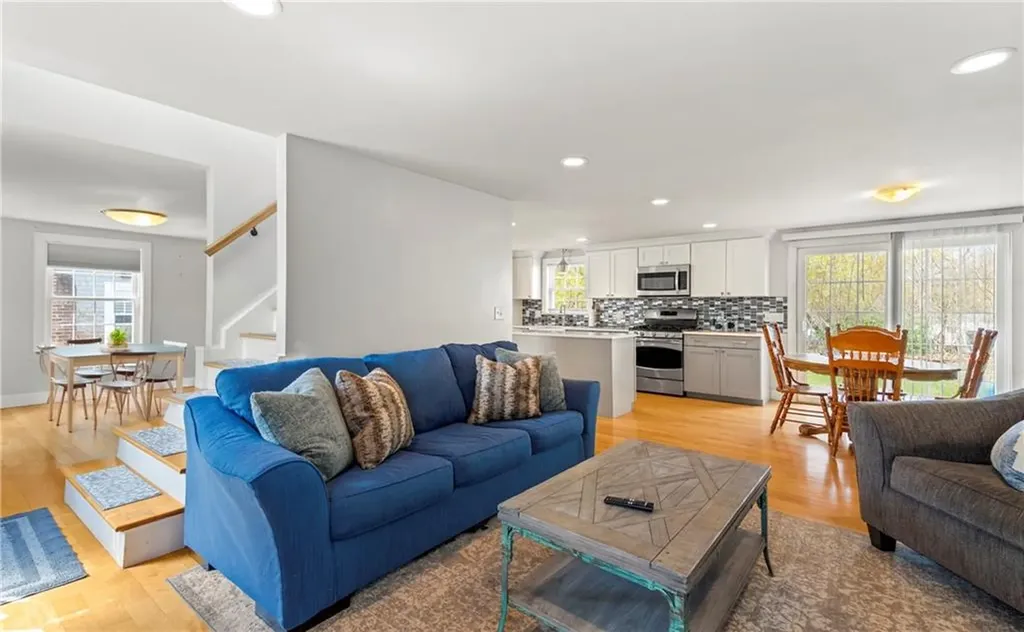 47 Fairway Drive Cranston RI 02920