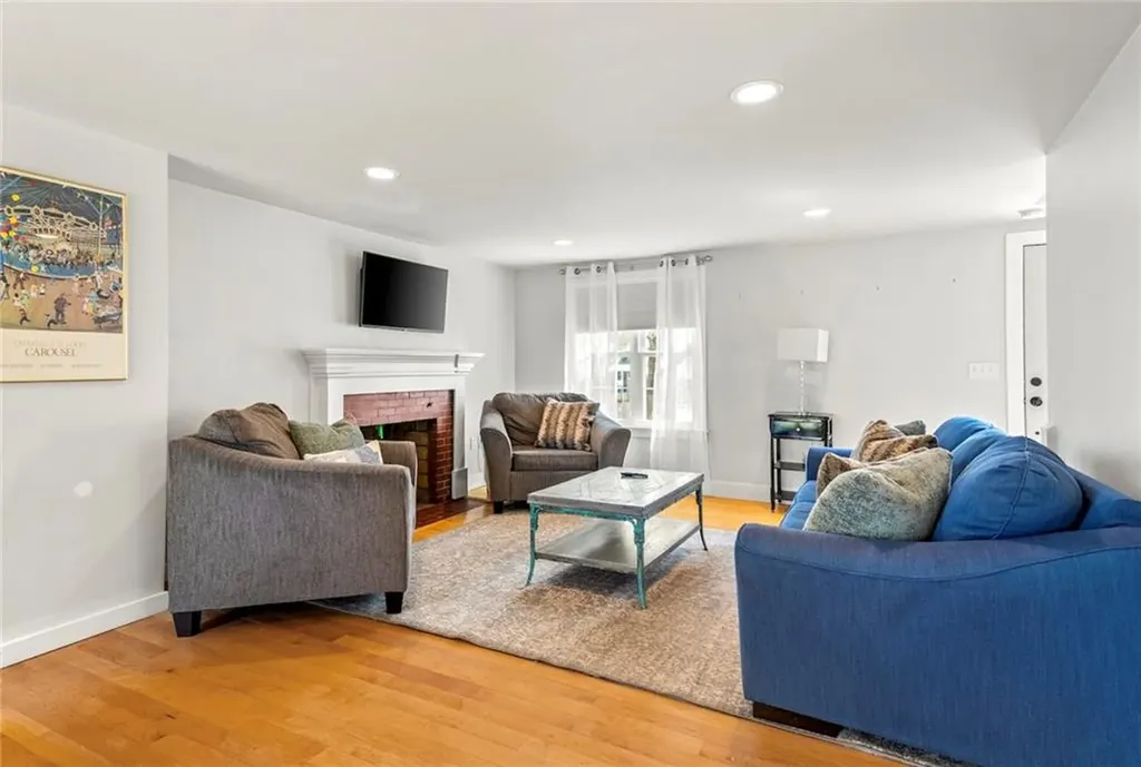 47 Fairway Drive Cranston RI 02920