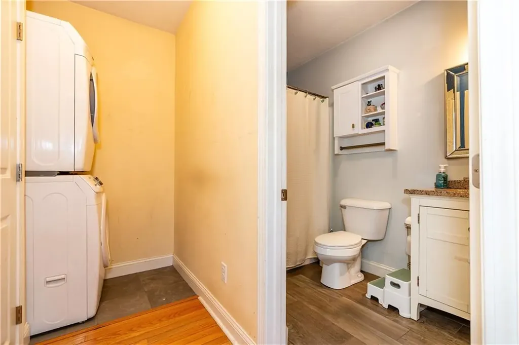 88 Spruce Street Warwick RI 02886