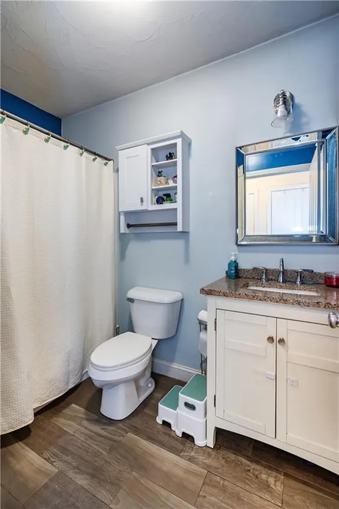 88 Spruce Street Warwick RI 02886