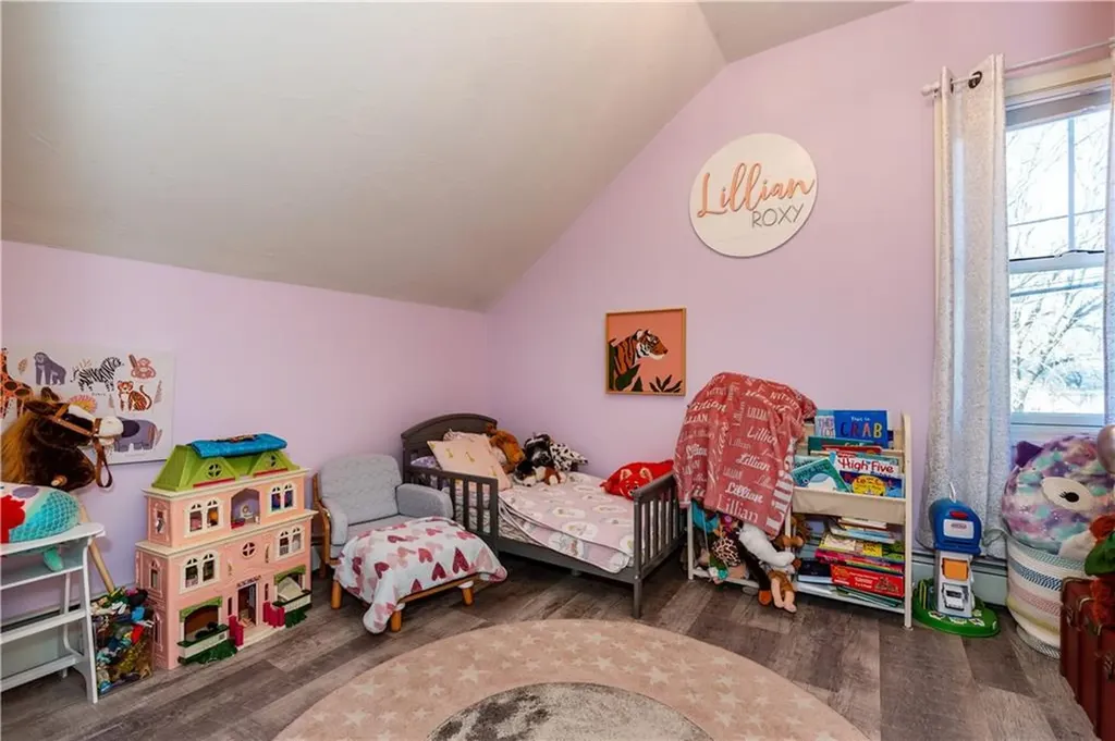 88 Spruce Street Warwick RI 02886