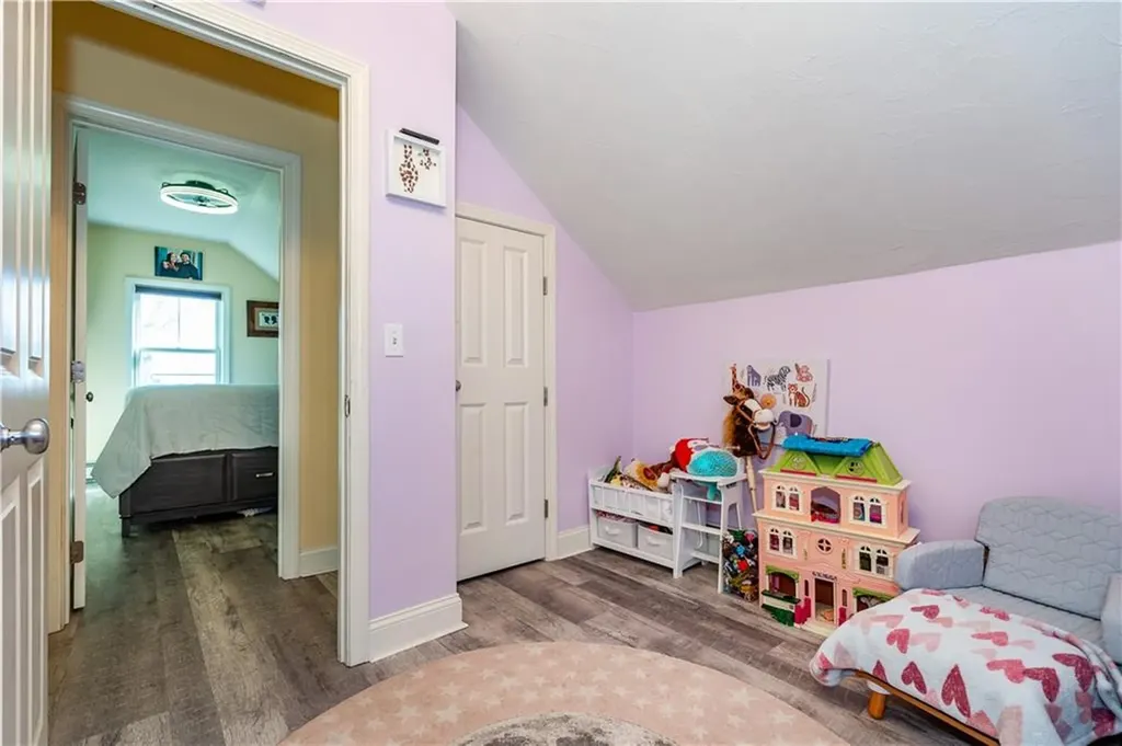88 Spruce Street Warwick RI 02886