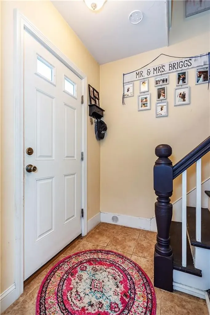 88 Spruce Street Warwick RI 02886