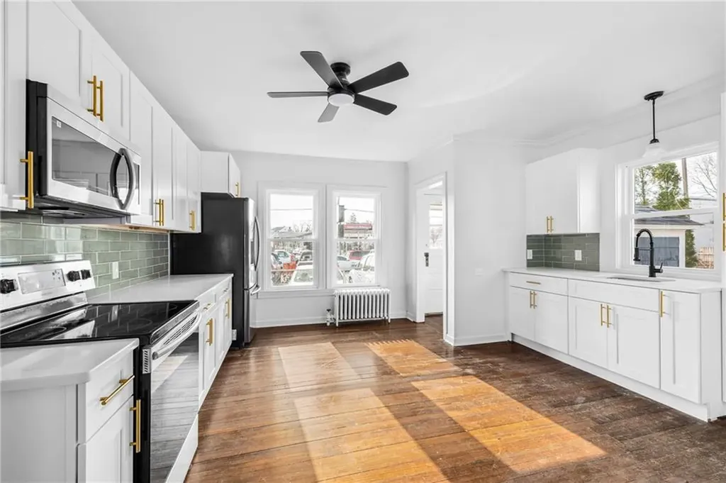 62 Bain Street Cranston RI 02920