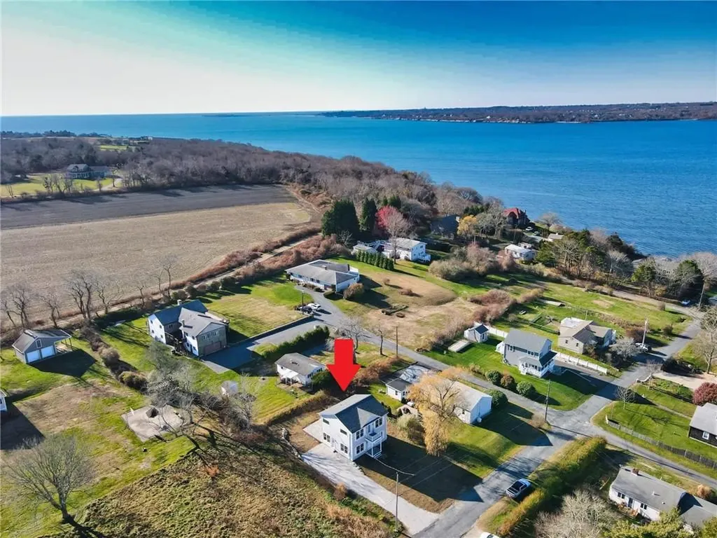 24 Seaspray Way Little Compton RI 02837
