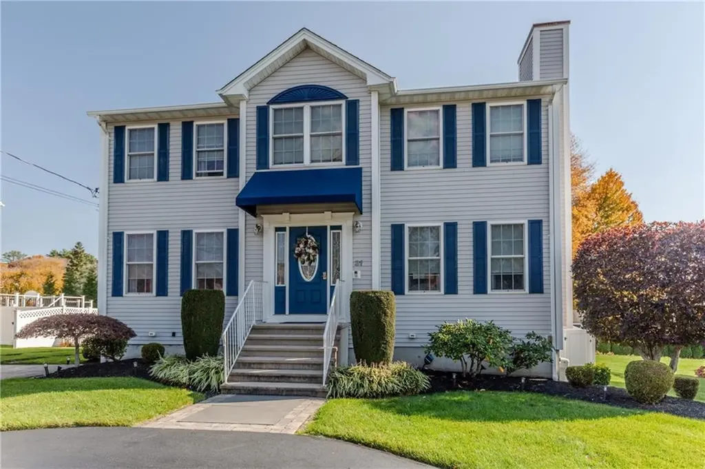 31 Hoover Street West Warwick RI 02893