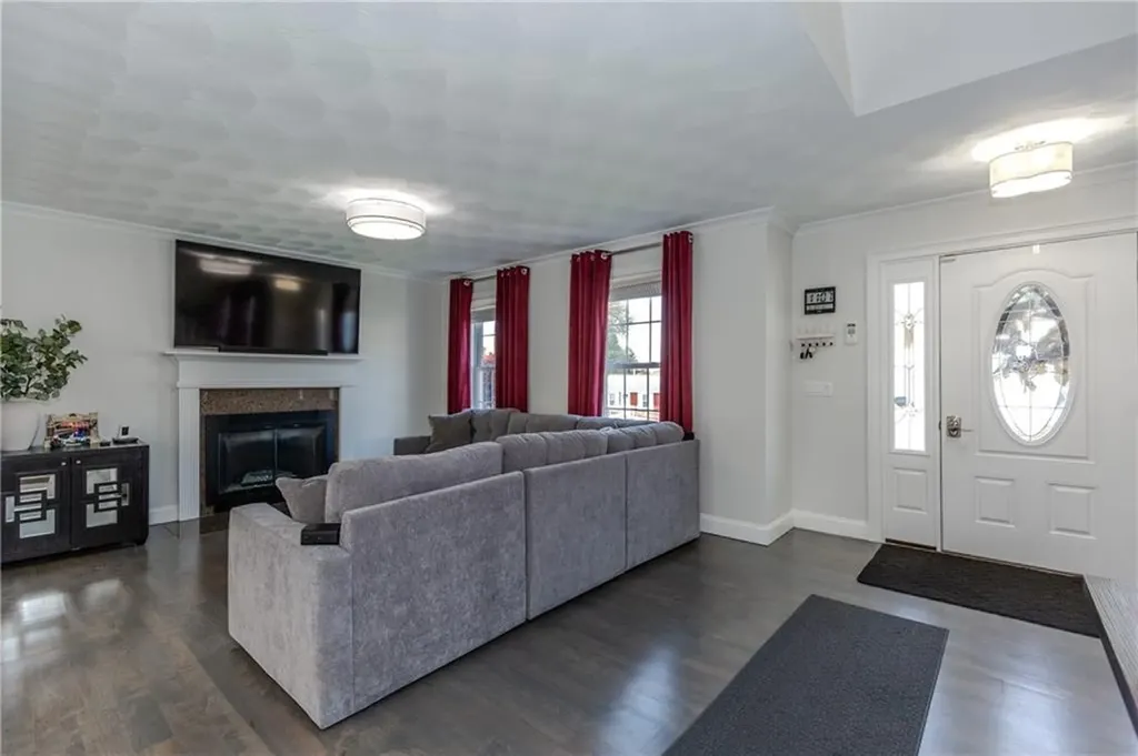 31 Hoover Street West Warwick RI 02893