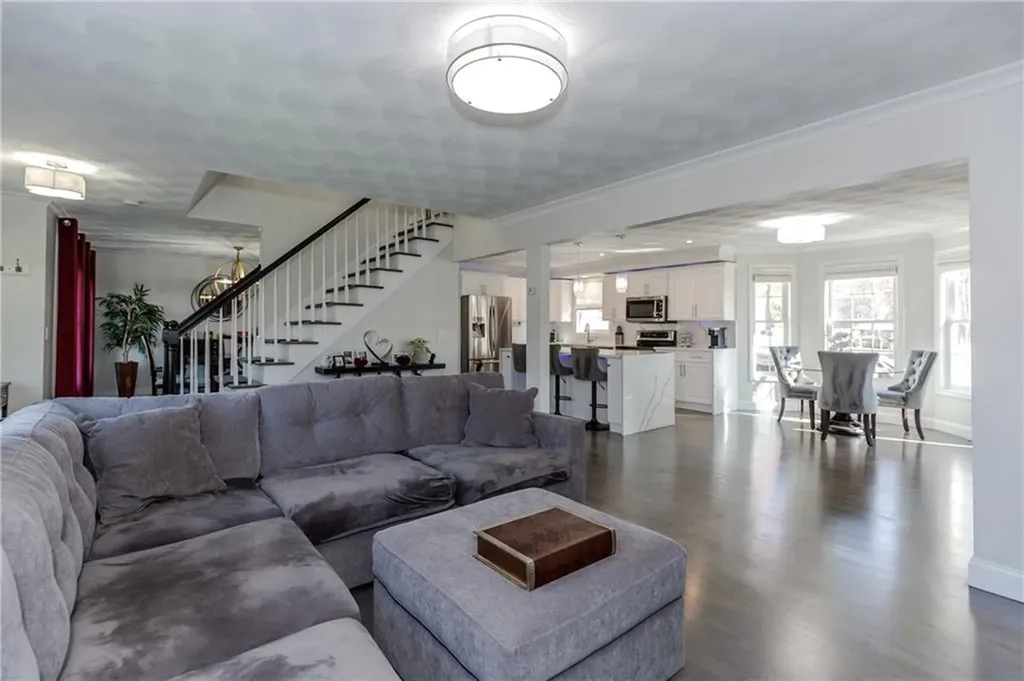 31 Hoover Street West Warwick RI 02893