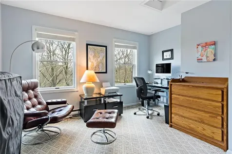 413 North Lane Bristol RI 02809