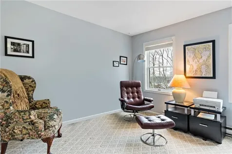 413 North Lane Bristol RI 02809