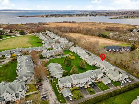 413 North Lane Bristol RI 02809