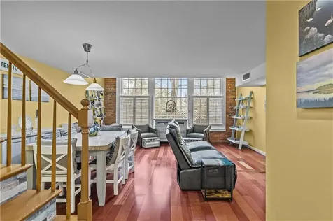 40 Web Avenue North Kingstown RI 02852