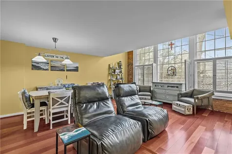 40 Web Avenue North Kingstown RI 02852