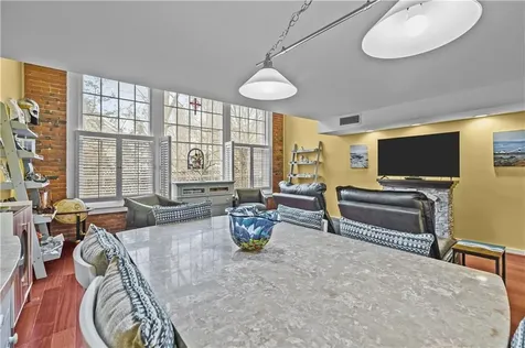 40 Web Avenue North Kingstown RI 02852