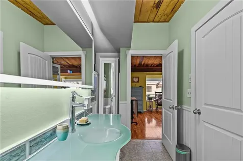 40 Web Avenue North Kingstown RI 02852