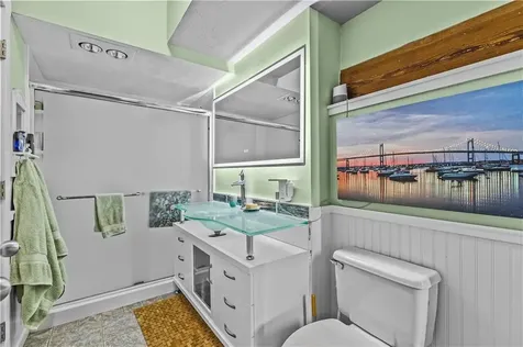 40 Web Avenue North Kingstown RI 02852