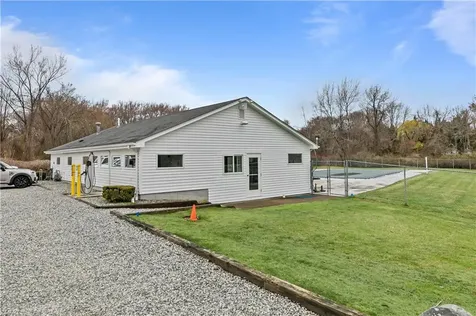 40 Web Avenue North Kingstown RI 02852